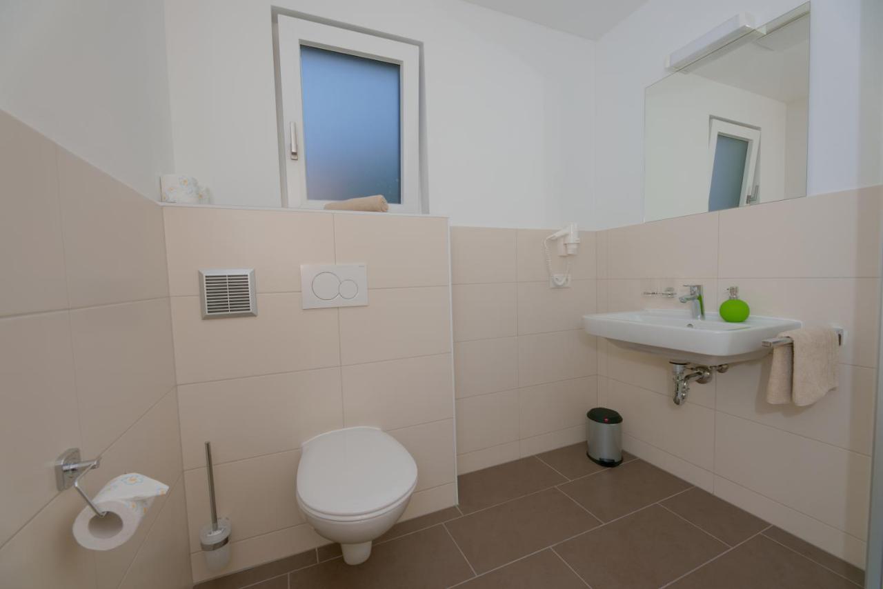 Mounira Ladis Apartment Luaran gambar